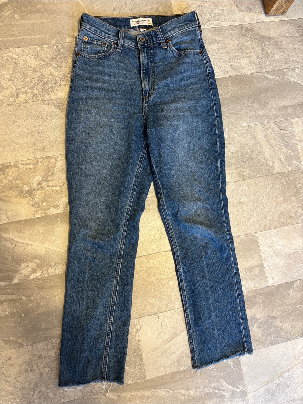 Abercrombie & Fitch Women's Straight-Leg Indigo Jeans